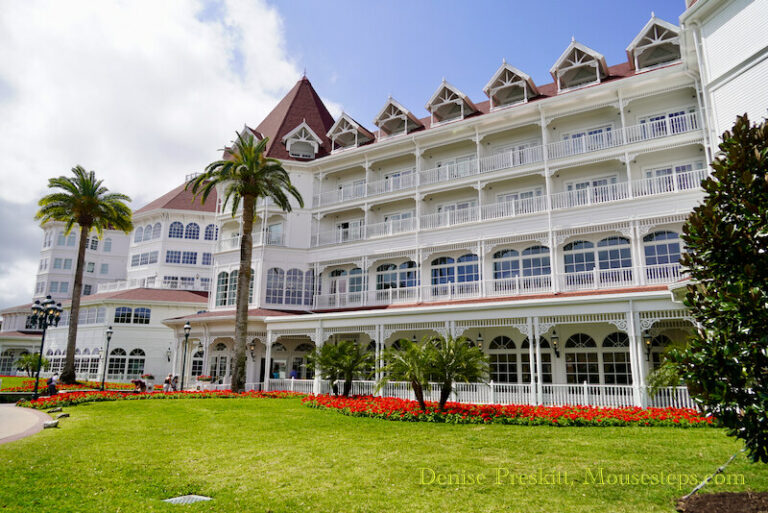 The Grand Cottage Menu With Treat Photos At Disney S Grand Floridian