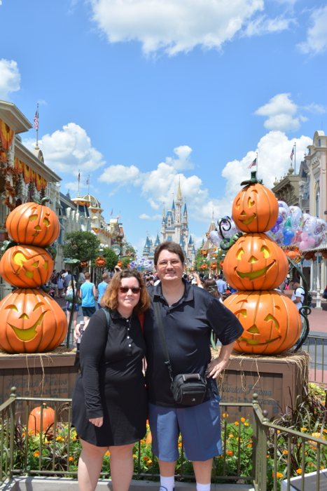 Scarecrows And Pumpkins At Magic Kingdom In Detail (have You Seen The 