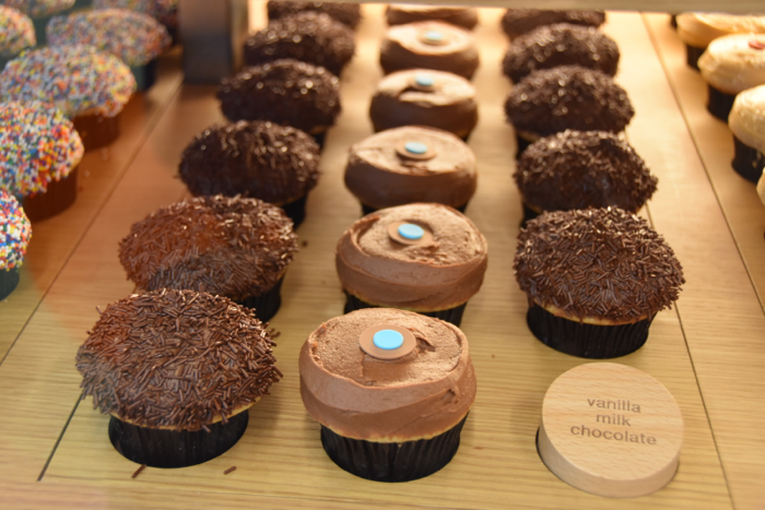 Sprinkles cupcake bakery opens Sunday at Disney Springs