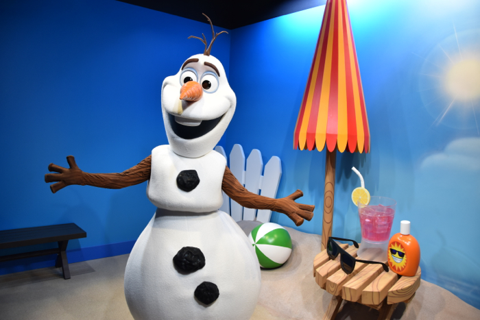 leren Slip schoenen cocaïne Olaf Now Meeting at Disney's Hollywood Studios in Walt Disney World: Photos  and Video – Mousesteps