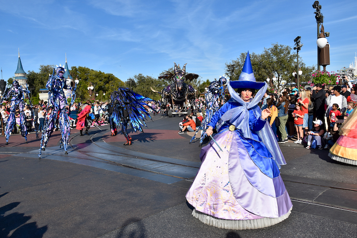 Maleficent Dragon Returns to Disney World's Festival of Fantasy Parade in  Magic Kingdom!