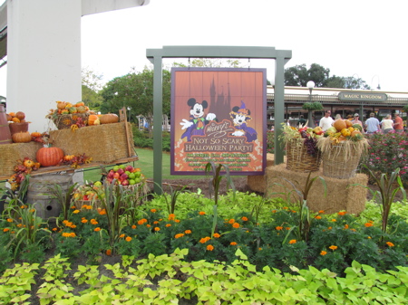 2010 Mickey's Not-So-Scary Halloween Party Sign