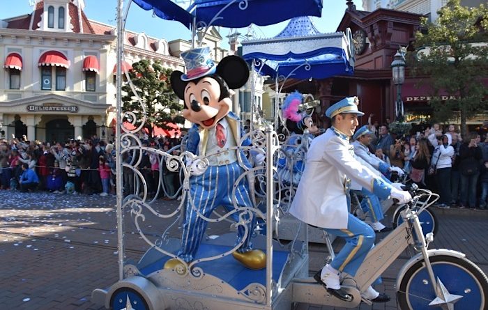 Disneyland Paris 25th Anniversary Characters – Mousesteps