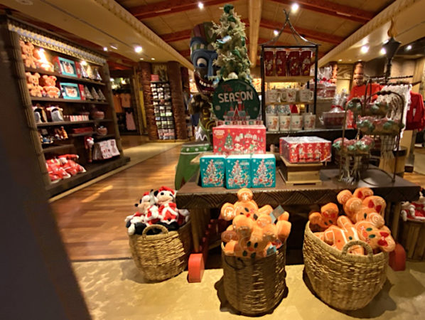 2020 Christmas Merchandise Starts Arriving at Walt Disney World (Photos ...