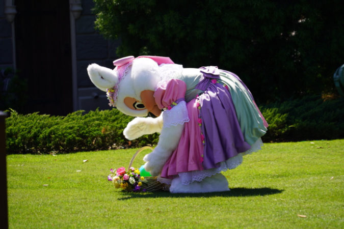 Mr Mrs Easter Bunny Appear In Fun Distanced Character Experience At