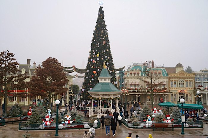 Disneyland® Paris reveals incredible offerings for 2021 Christmas