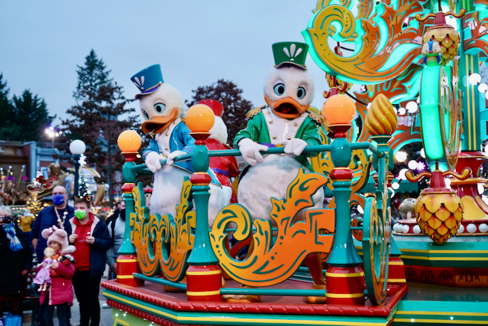 65 Daytime Photos of Mickey's Dazzling Christmas Parade at