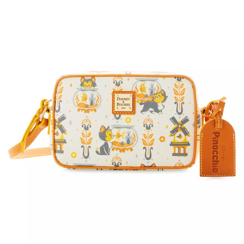 shopDisney Adds Moana Dooney & Bourke Bags and Wallet – Mousesteps