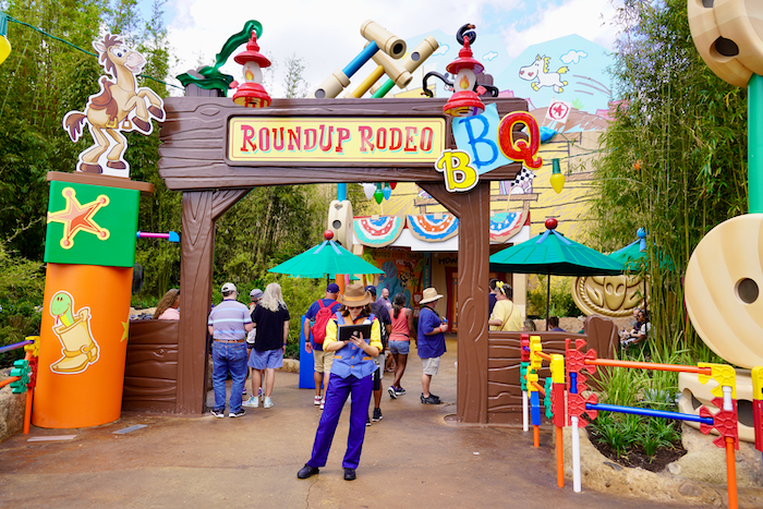 Dining Review: Roundup Rodeo BBQ in Toy Story Land at Disney’s ...