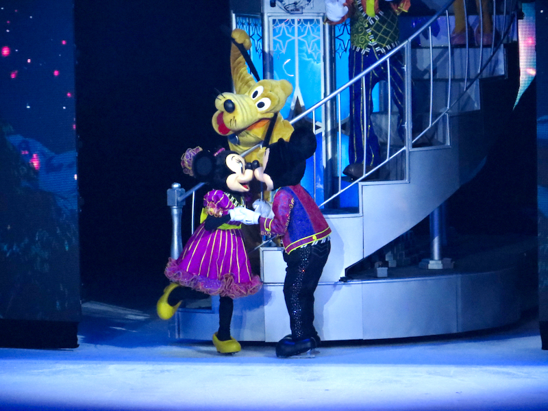 Disney on Ice Presents 'Magic in the Stars' Makes Impressive Debut at ...
