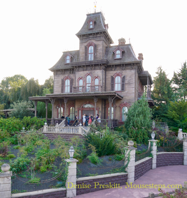 Phantom Manor at Disneyland Paris