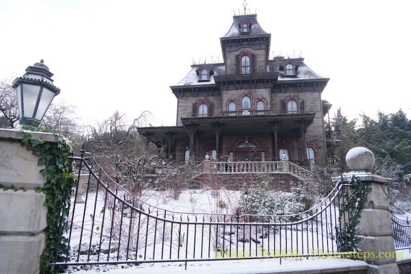 Phantom Manor in the Snow at Disneyland Paris