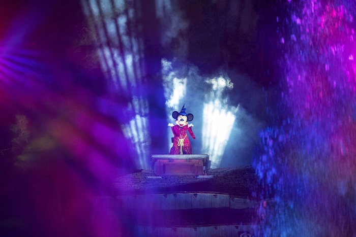Sorcerer Mickey in Fantasmic at Disneyland Resort