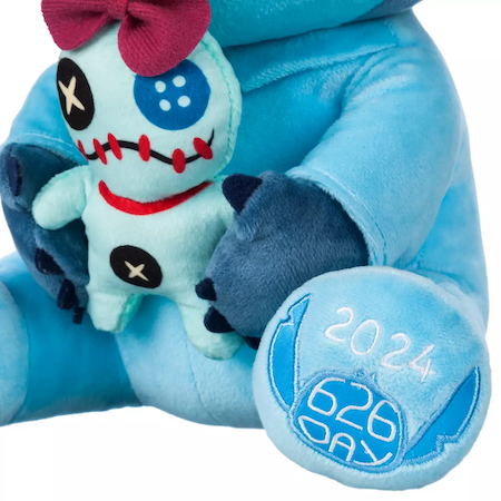 Stitch and Scrump 626 Day 2024 Plush – Lilo & Stitch – 12 1/4'' - foot