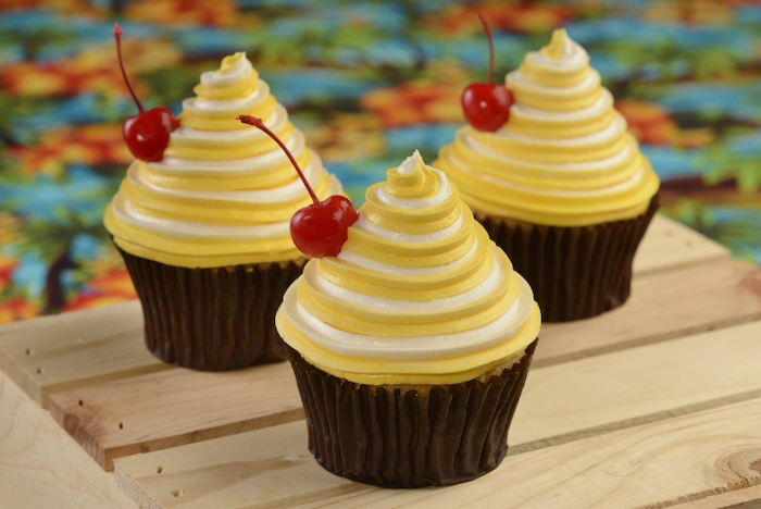 Dole Whip Day Cupcakes