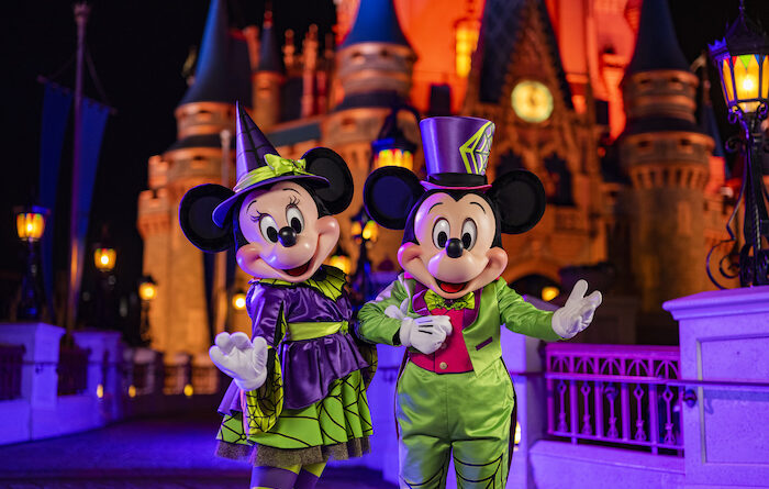 Mickey and Minnie in new costumes for Mickey's Not-So-Scary Halloween Party