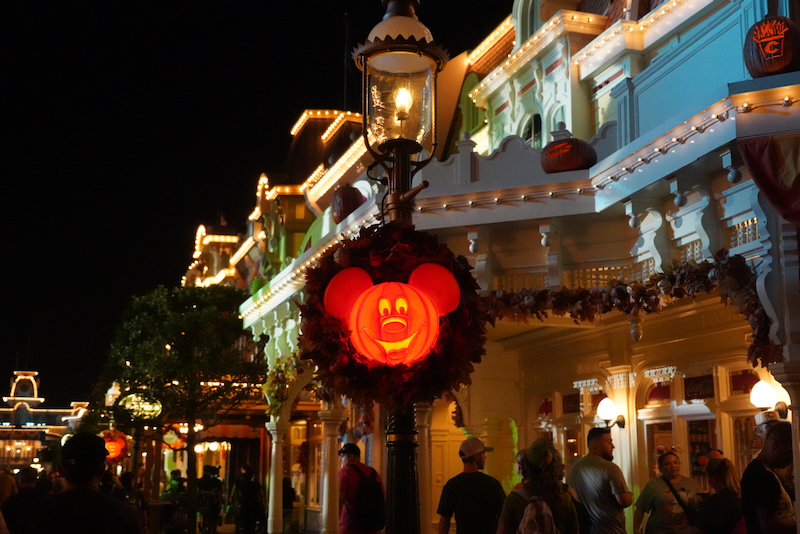 Pumpkin wreath on Main Street U.S.A.