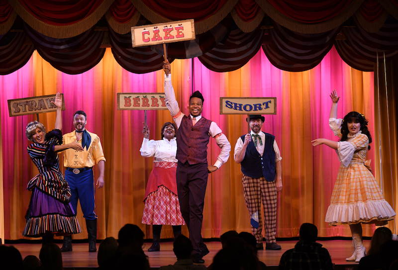 Hoop-Dee-Doo Musical Revue Performers