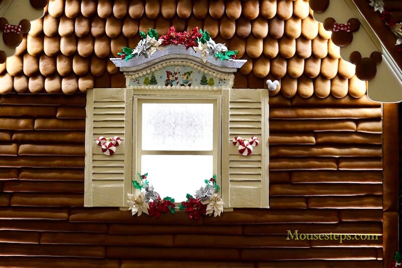 Disney's Grand Floridian Gingerbread House 2024 - character window