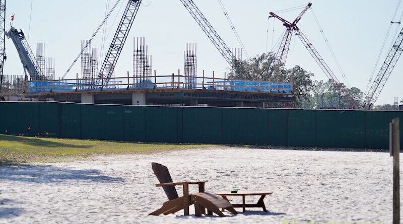 Disney Lakeshore Lodge Construction