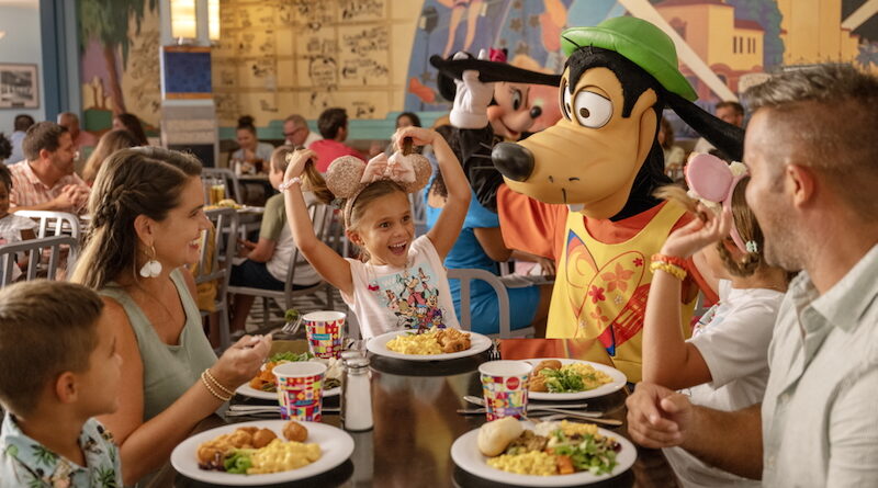 Goofy with a Family at Walt Disney World