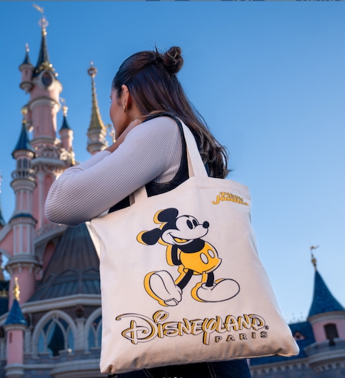 Pièces Jaunes tote bag at Disneyland Paris 2025