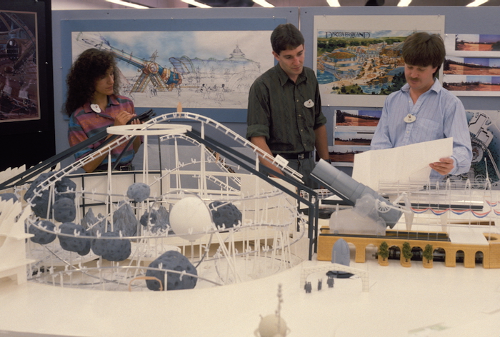 Disneyland Paris Space Mountain model